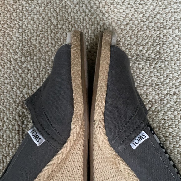 TOMS Wedges Espadrilles Ash Gray Canvas Women’s size 10 - Picture 7 of 9